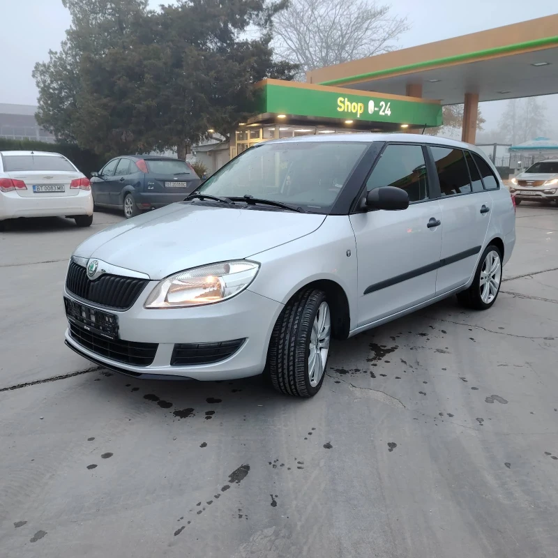 Skoda Fabia 1.6 tdi, снимка 3 - Автомобили и джипове - 52837331