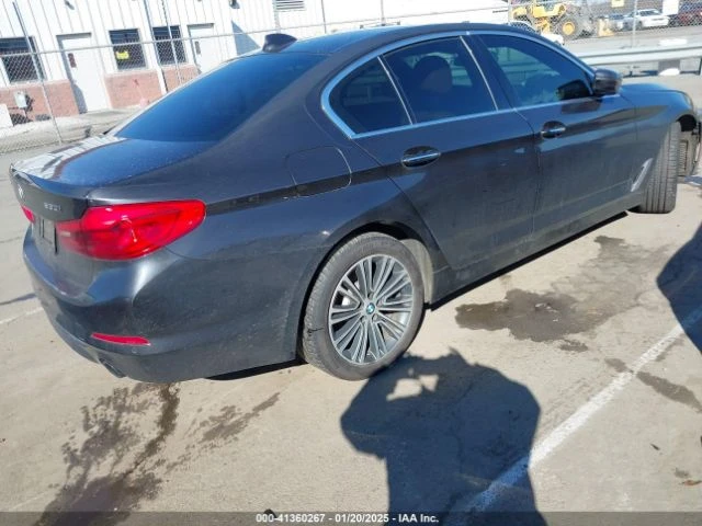 BMW 530 XDRIVE * ЦЕНА ДО БЪЛГАРИЯ * (CARFAX), снимка 10 - Автомобили и джипове - 49427371