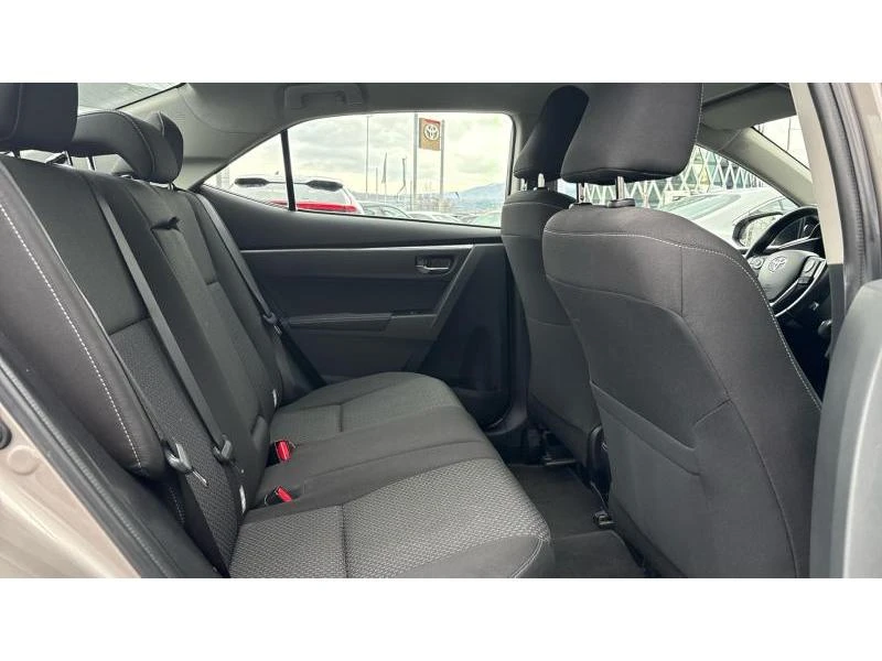 Toyota Corolla SDN 1.6P CVT EXECUTIVE, снимка 7 - Автомобили и джипове - 53275809