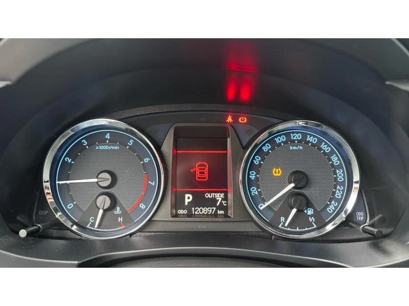 Toyota Corolla SDN 1.6P CVT EXECUTIVE, снимка 14 - Автомобили и джипове - 53275809