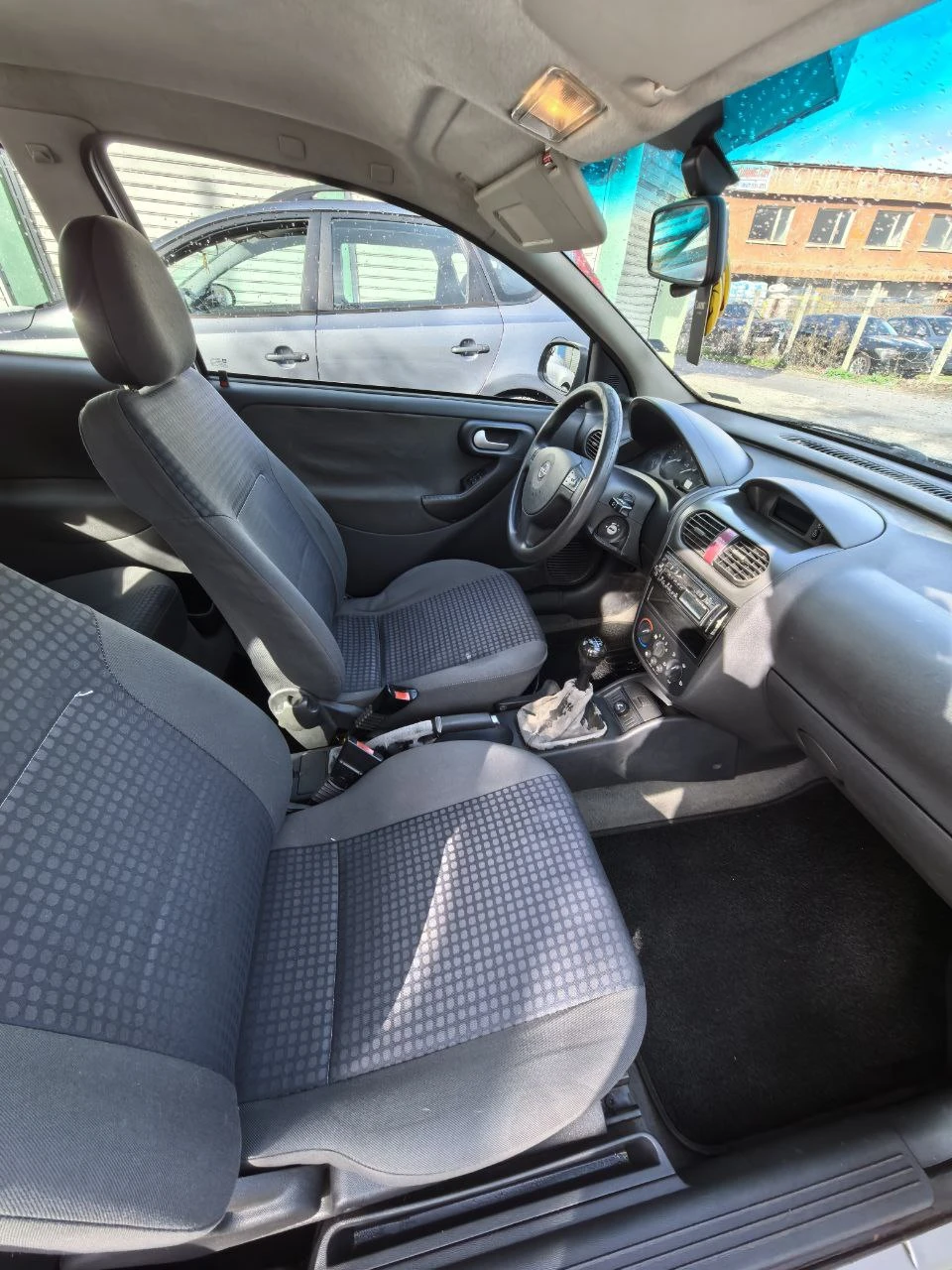Opel Corsa  - изображение 10
