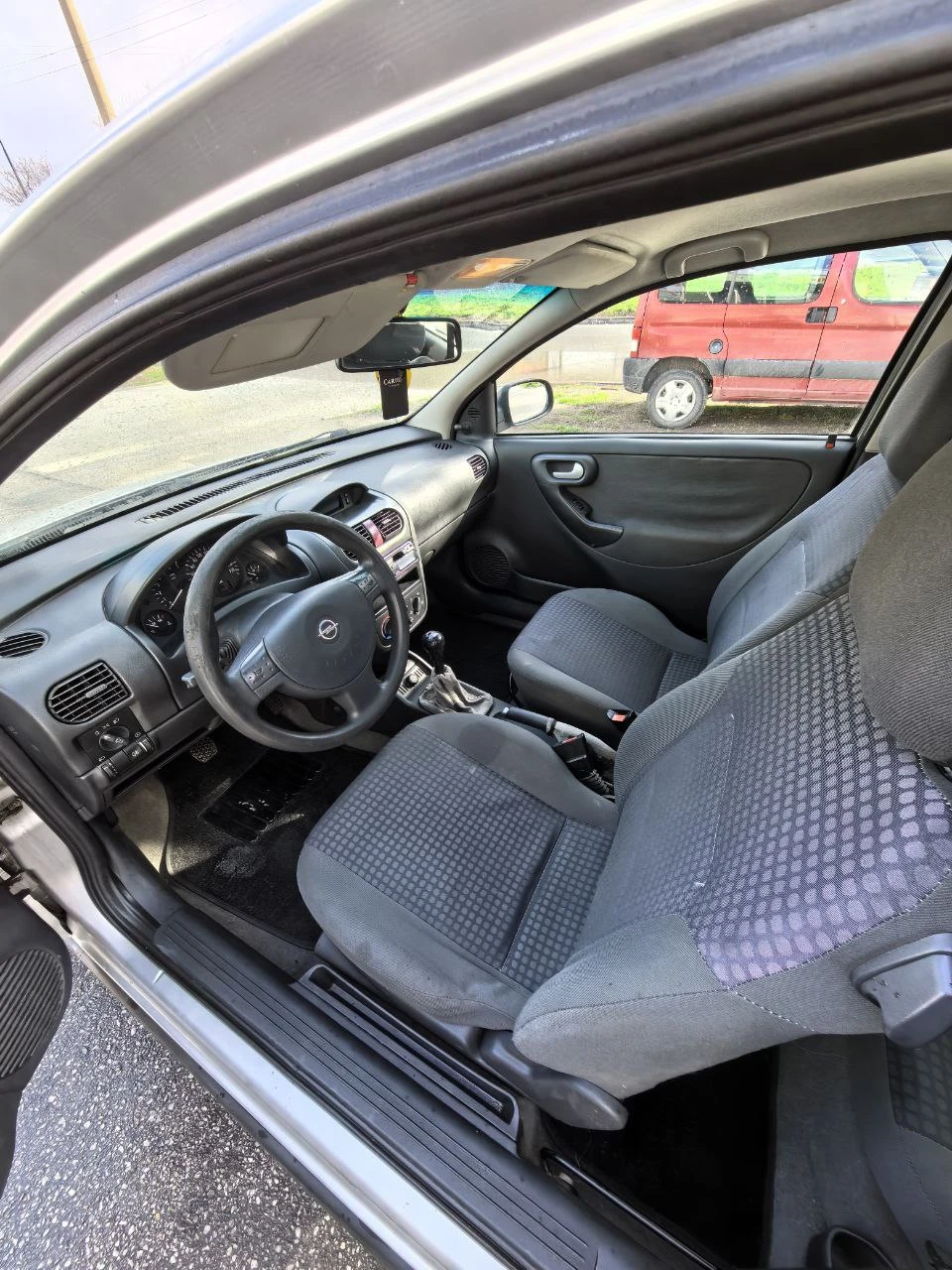 Opel Corsa  - изображение 9