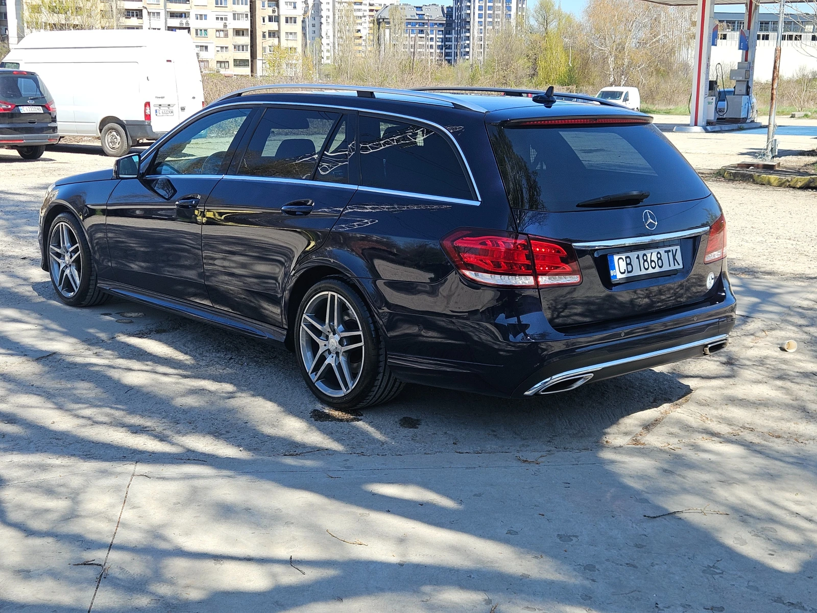 Mercedes-Benz E 250 Bluetec AMG - изображение 3