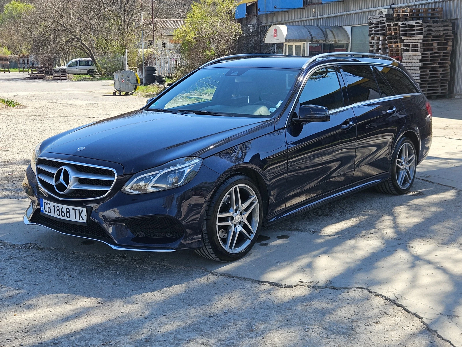 Mercedes-Benz E 250 Bluetec AMG - изображение 2