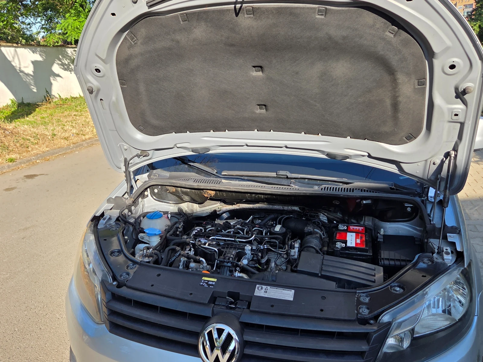 VW Caddy Nov vnos 1.6 tdi - 105 k.s  /OTLICNA - изображение 9