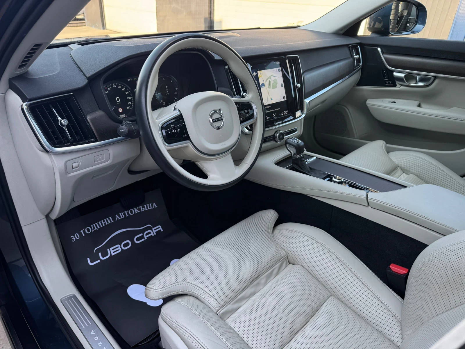 Volvo V90 Cross Country 2.0D-D5-235к.с.-AWD-ПАНОРАМА-ОБДУХВАНЕ-FULL FULL - изображение 10