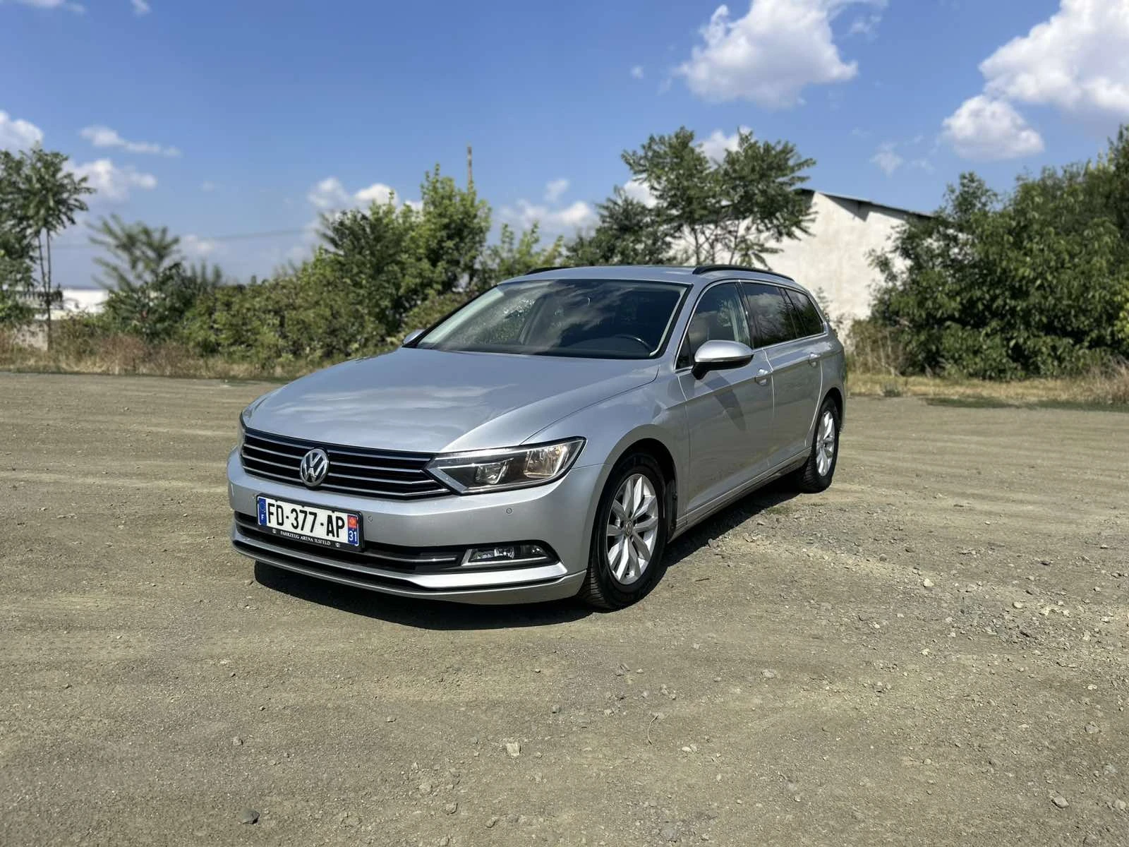 VW Passat 2.0-190к.с- AВТОКРЕДИТ! - изображение 2
