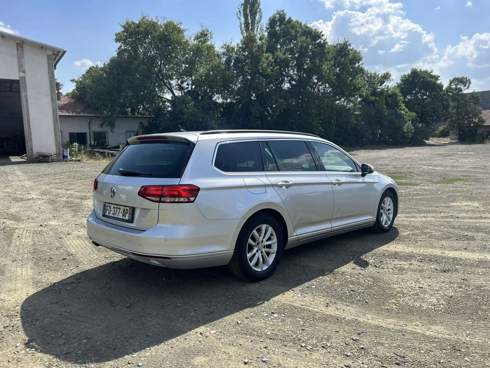 VW Passat 2.0-190к.с- AВТОКРЕДИТ! - изображение 5