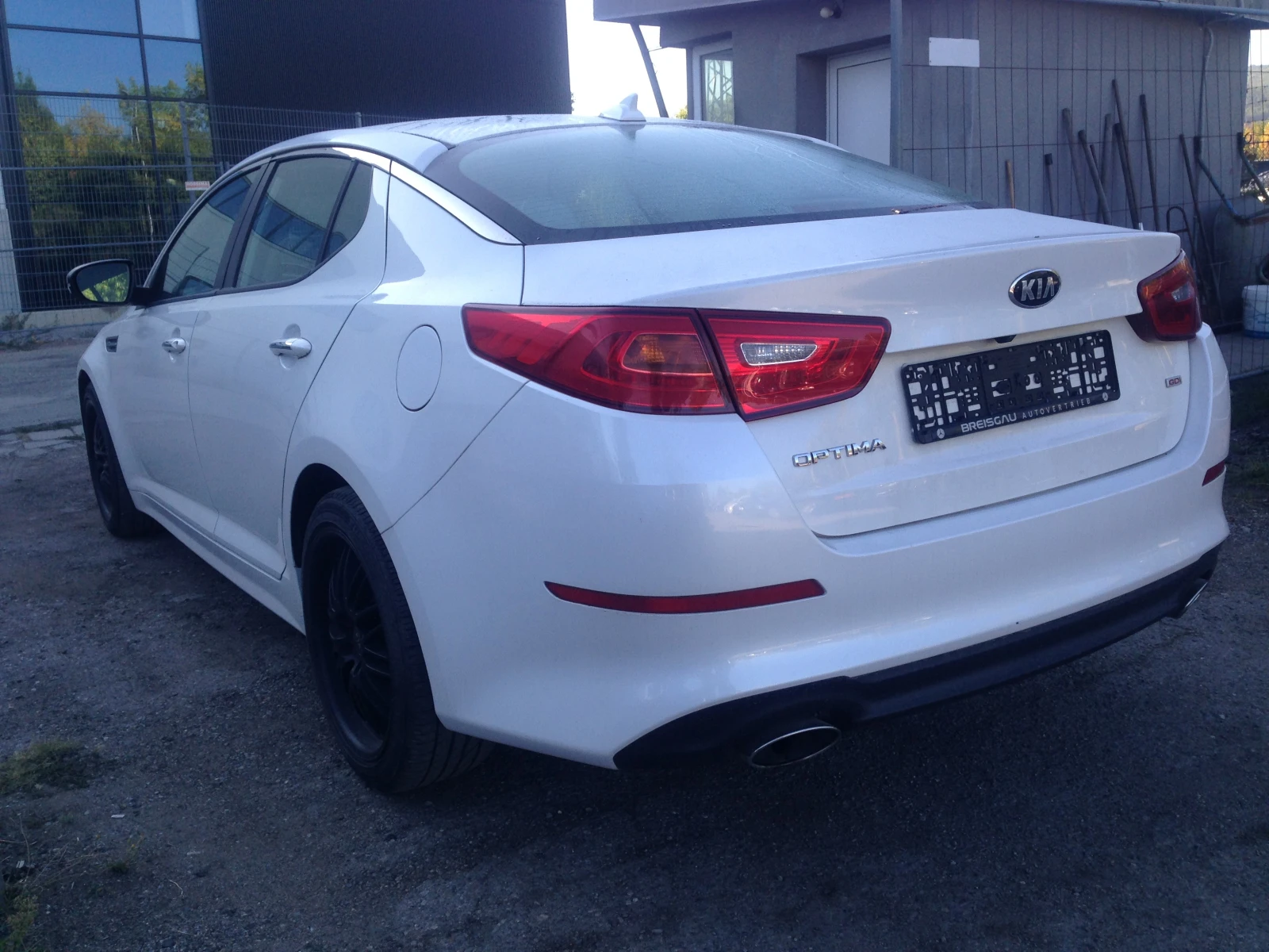 Kia Optima 2.4i/171/Automatic/Navi/Camera/Перла/Euro6 - изображение 9