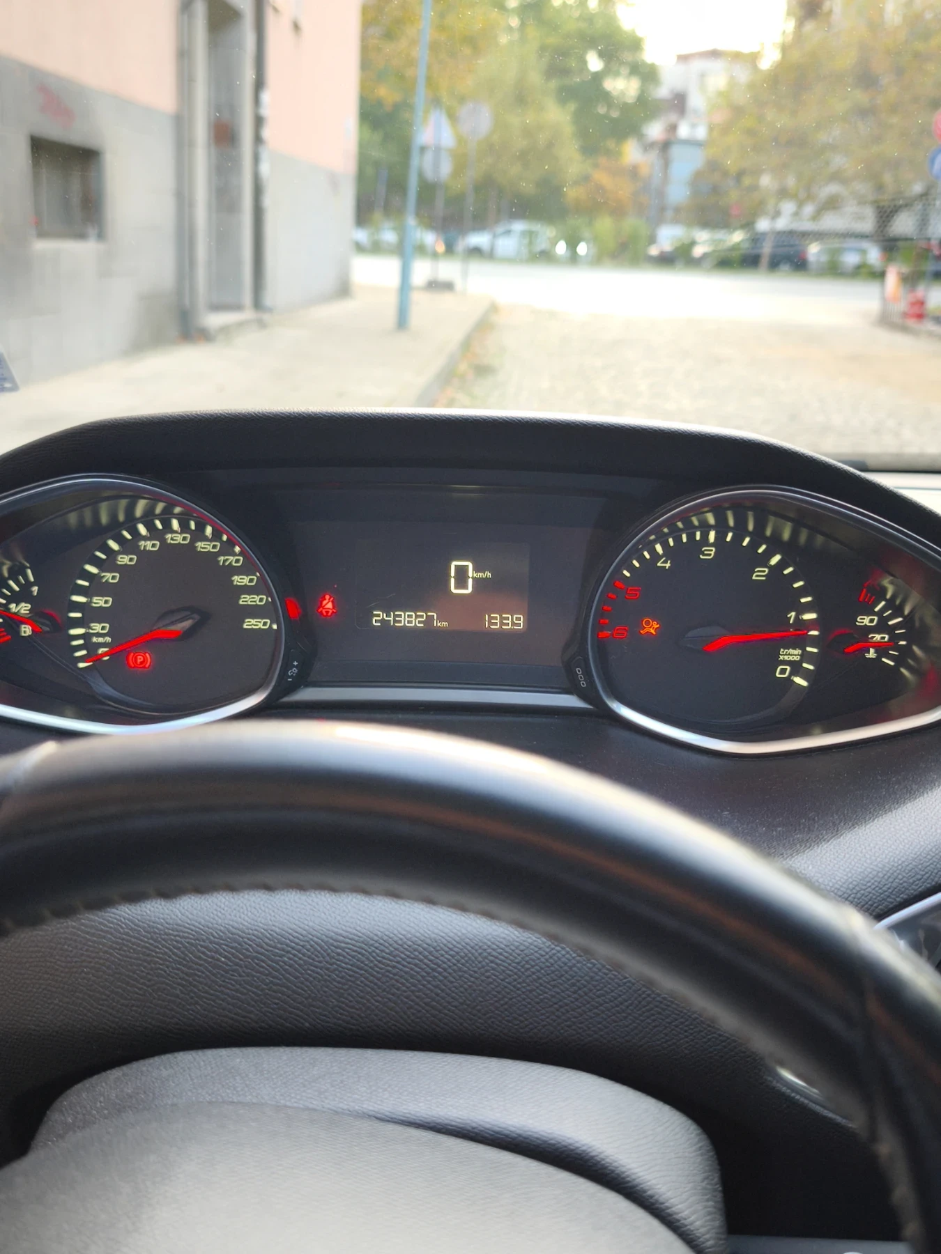 Peugeot 308 1.6 HDI | Mobile.bg — изображение 12