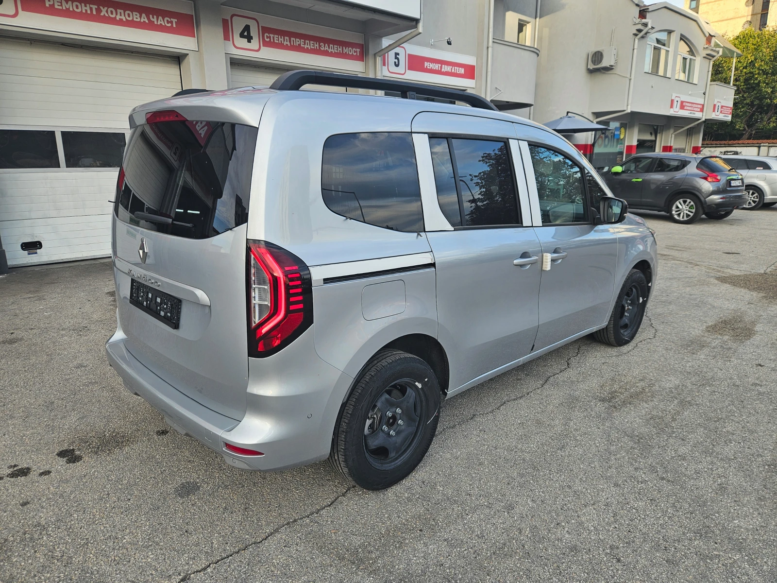 Renault Kangoo 1.3Tce (130 Hp) AT7/LONG/N1/HOB!!!Гаранция!!! - изображение 5