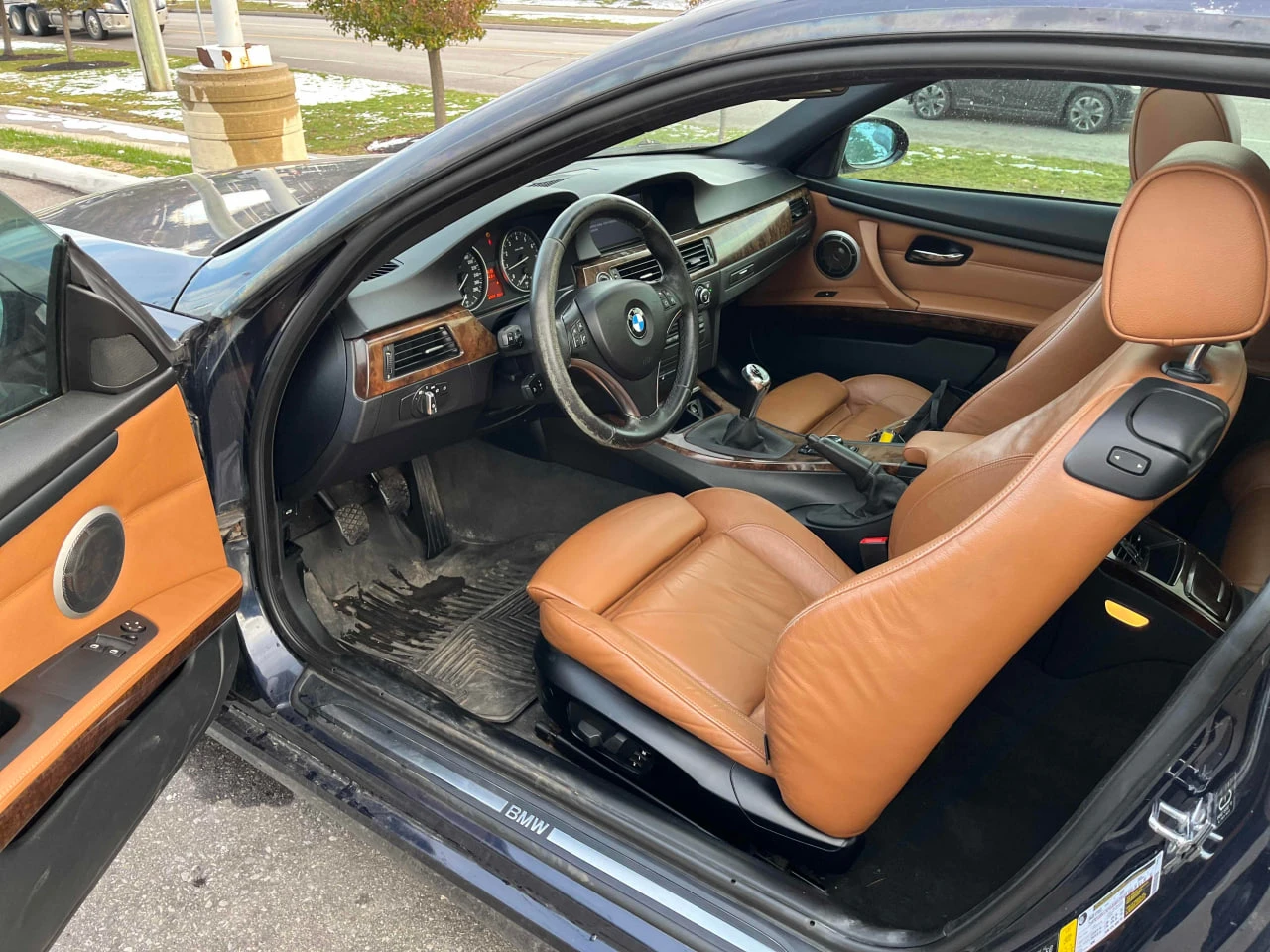 BMW 335 CARFAX* АВТОФИНАНСИРАНЕ БЕЗ ПЪРВОНАЧАЛНА ВНОСКА - изображение 5