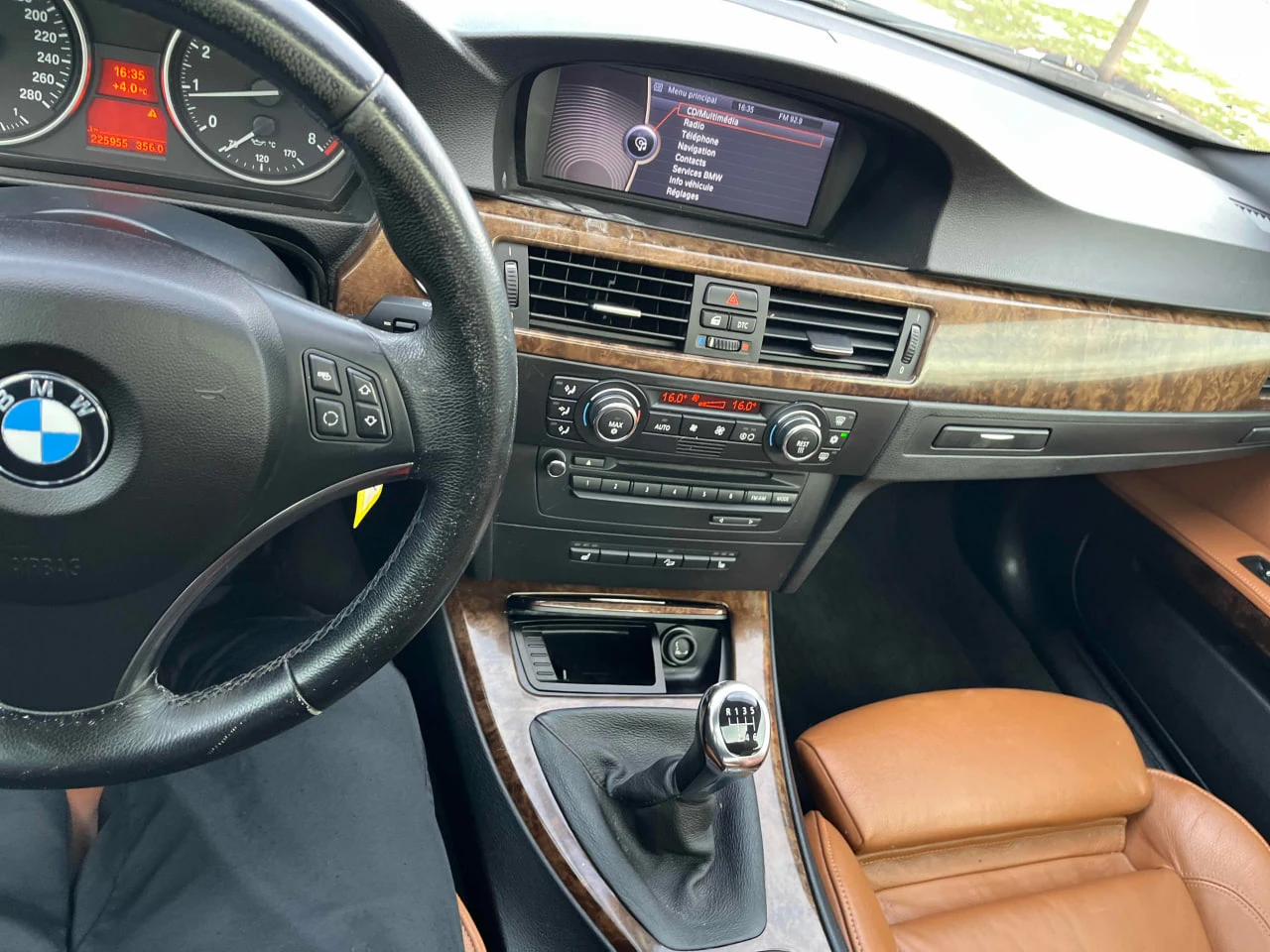 BMW 335 CARFAX* АВТОФИНАНСИРАНЕ БЕЗ ПЪРВОНАЧАЛНА ВНОСКА - изображение 8