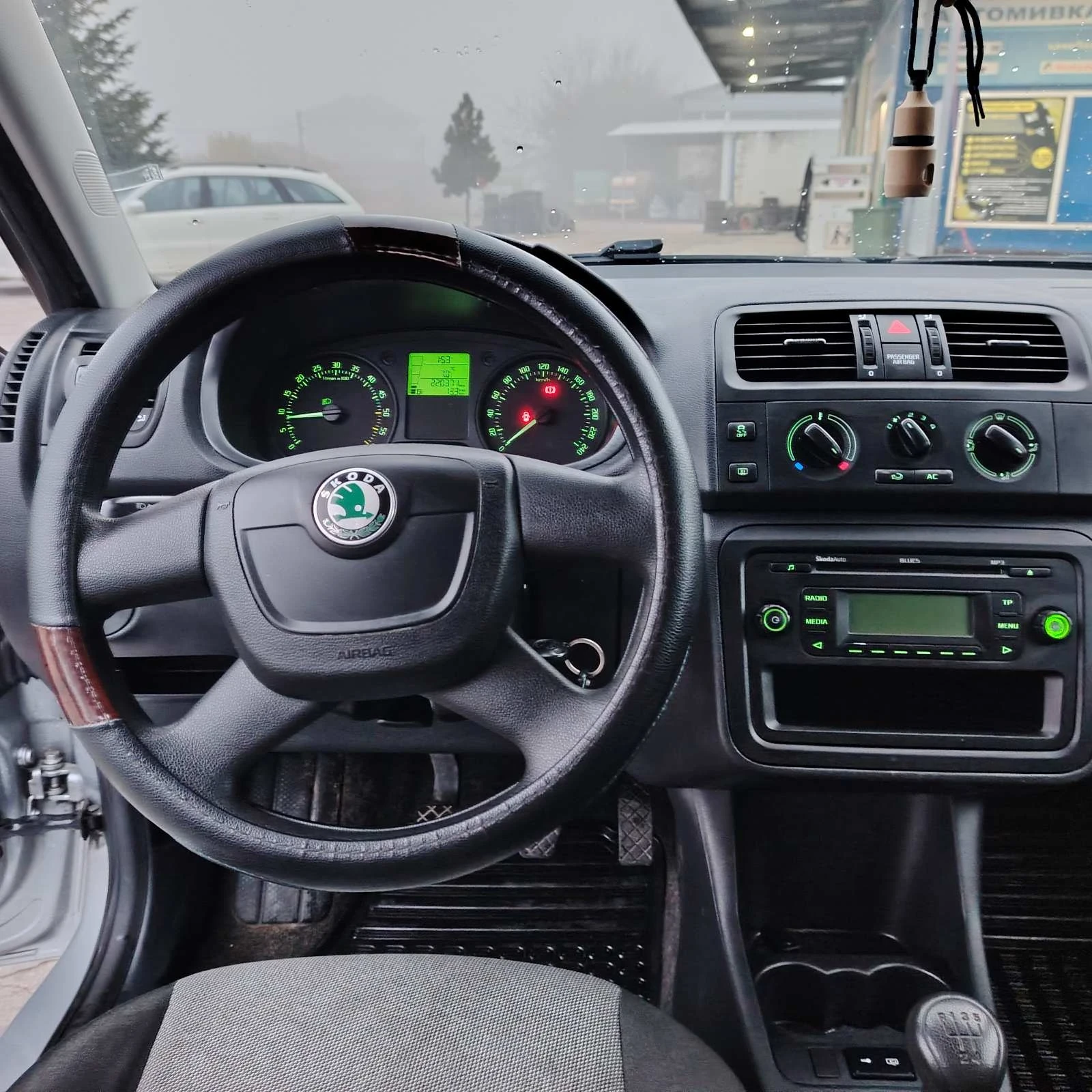 Skoda Fabia 1.6 tdi | Mobile.bg � ����������� 11