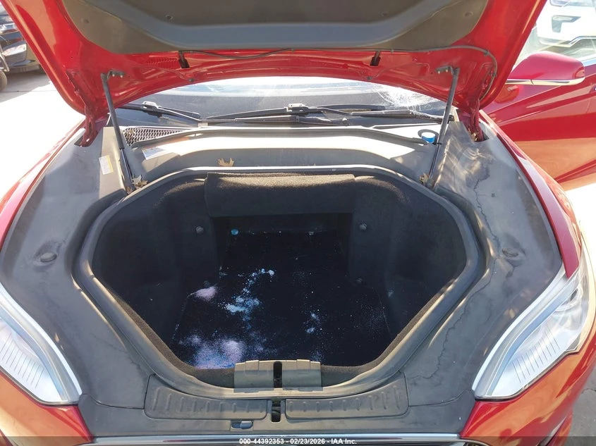 Tesla Model S P85, снимка 10 - Автомобили и джипове - 53959189