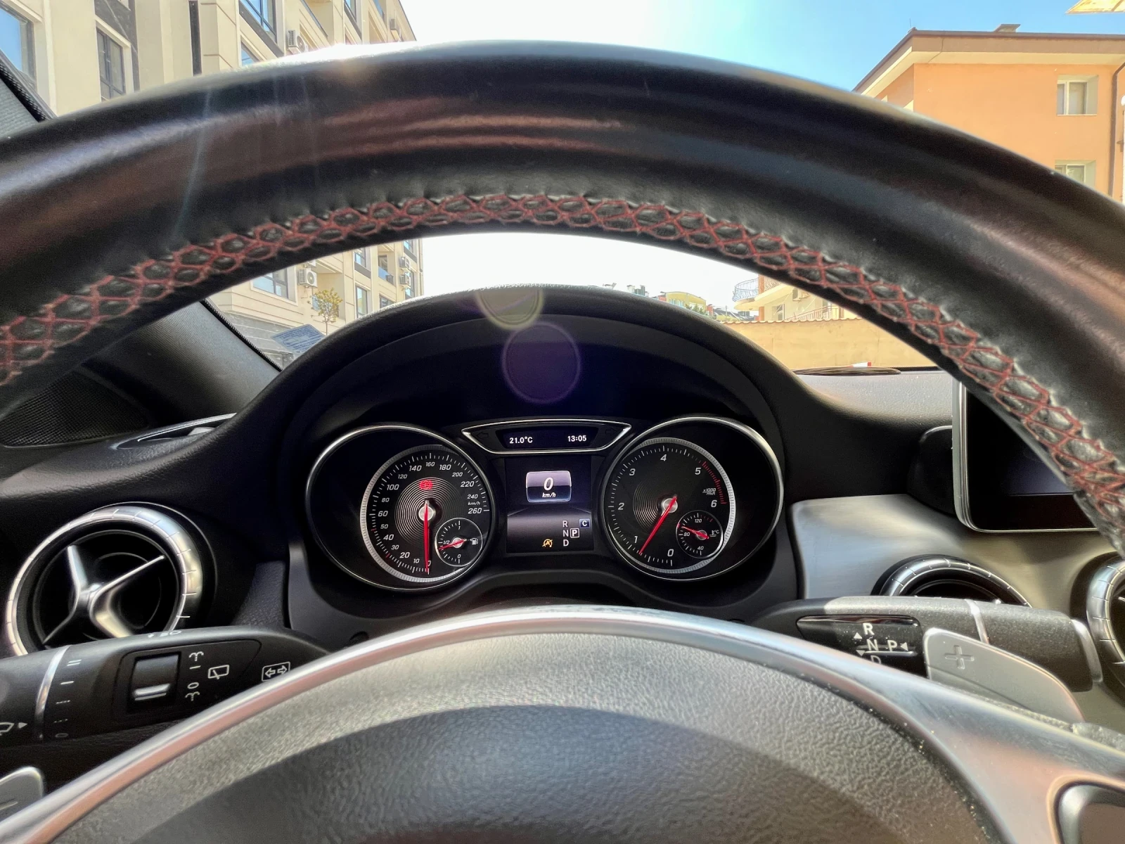 Mercedes-Benz CLA 220 /AMG/4x4/PANORAMA/KAMERA/NAVI/FULL, снимка 13 - Автомобили и джипове - 54227368