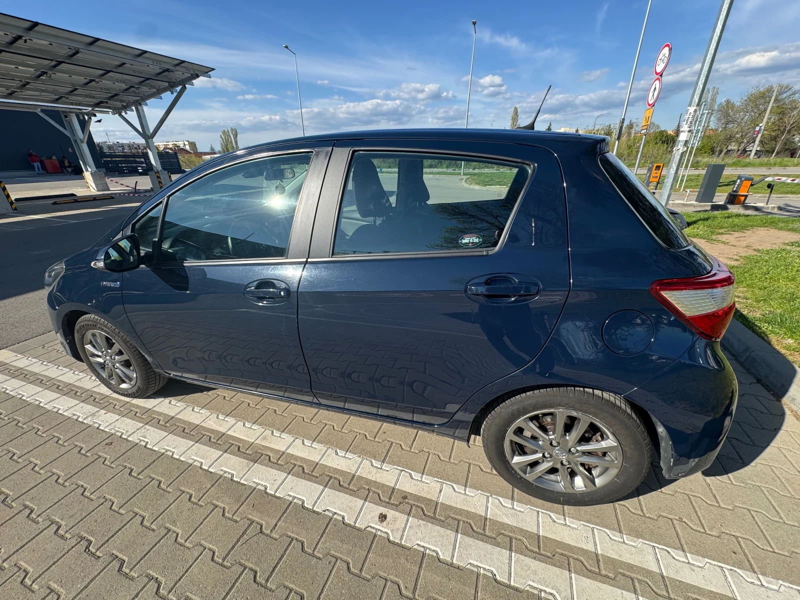 Toyota Yaris, снимка 7 - Автомобили и джипове - 54305542
