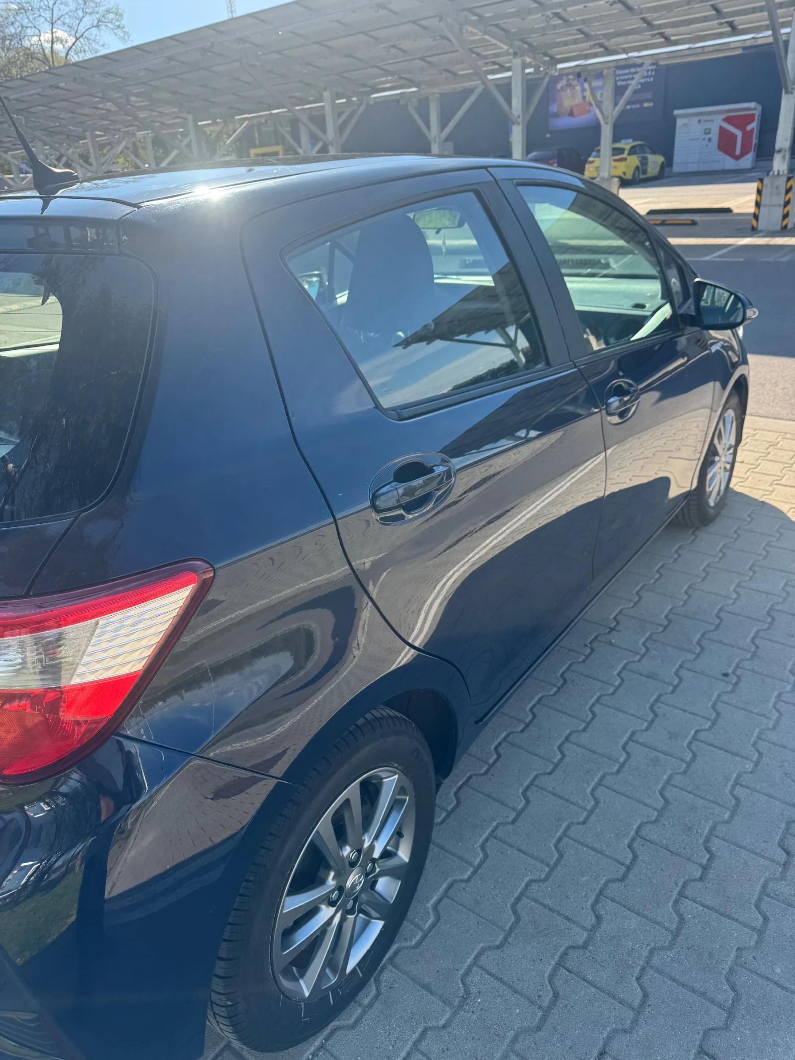 Toyota Yaris, снимка 11 - Автомобили и джипове - 54305542