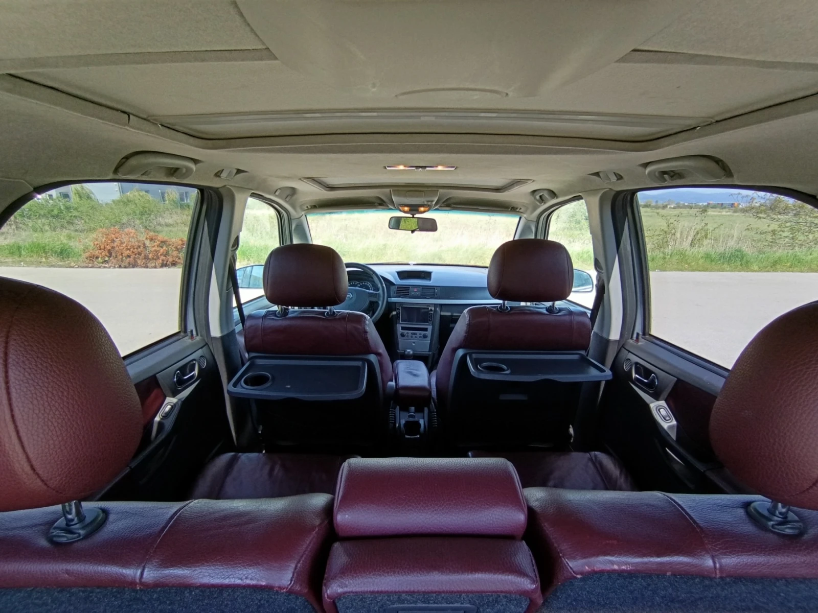 Opel Meriva 1.6, снимка 3 - Автомобили и джипове - 54335103