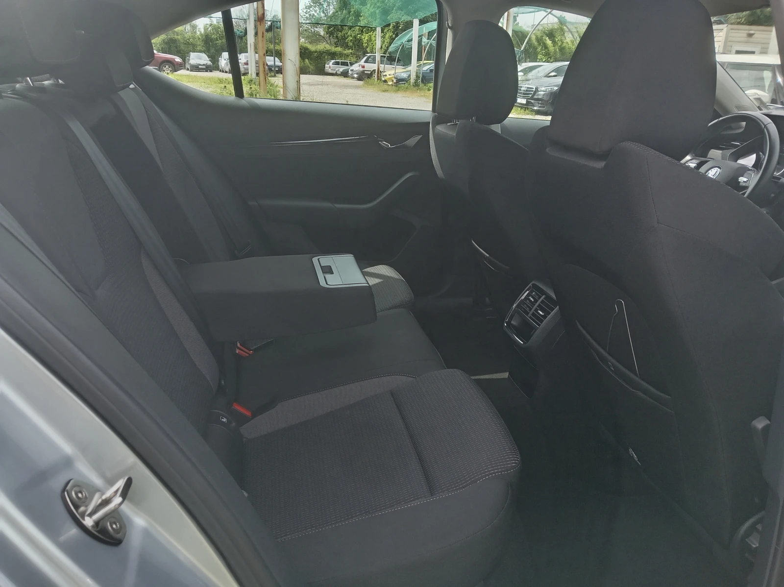 Skoda Octavia 1.5TSI DSG | Mobile.bg � ����������� 8