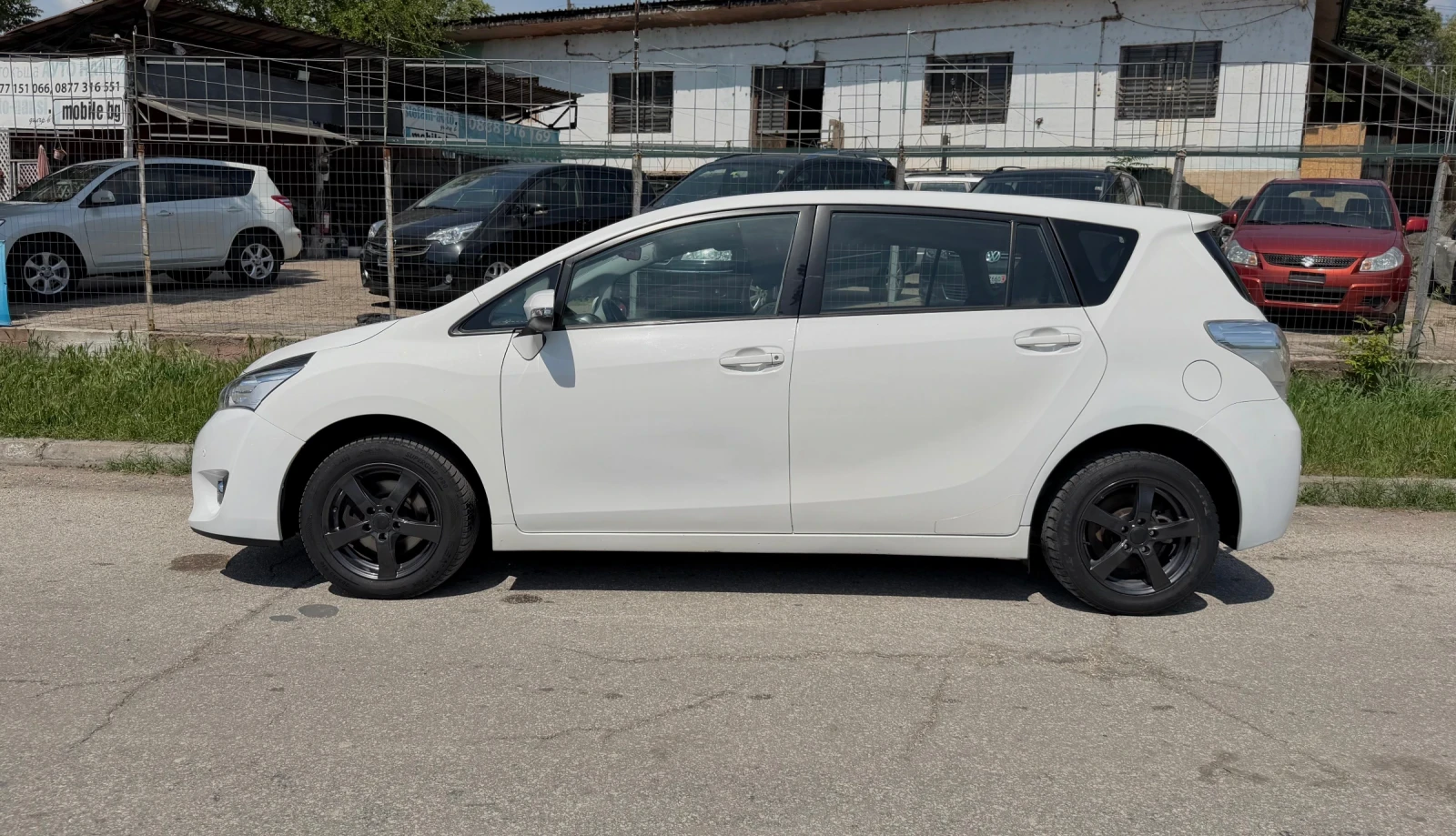 Toyota Verso 1.8VVTI!!ШВЕЙЦАРИЯ!!7 МЕСТЕН!!ТОП СЪСТОЯНИЕ!, снимка 5 - Автомобили и джипове - 54622178