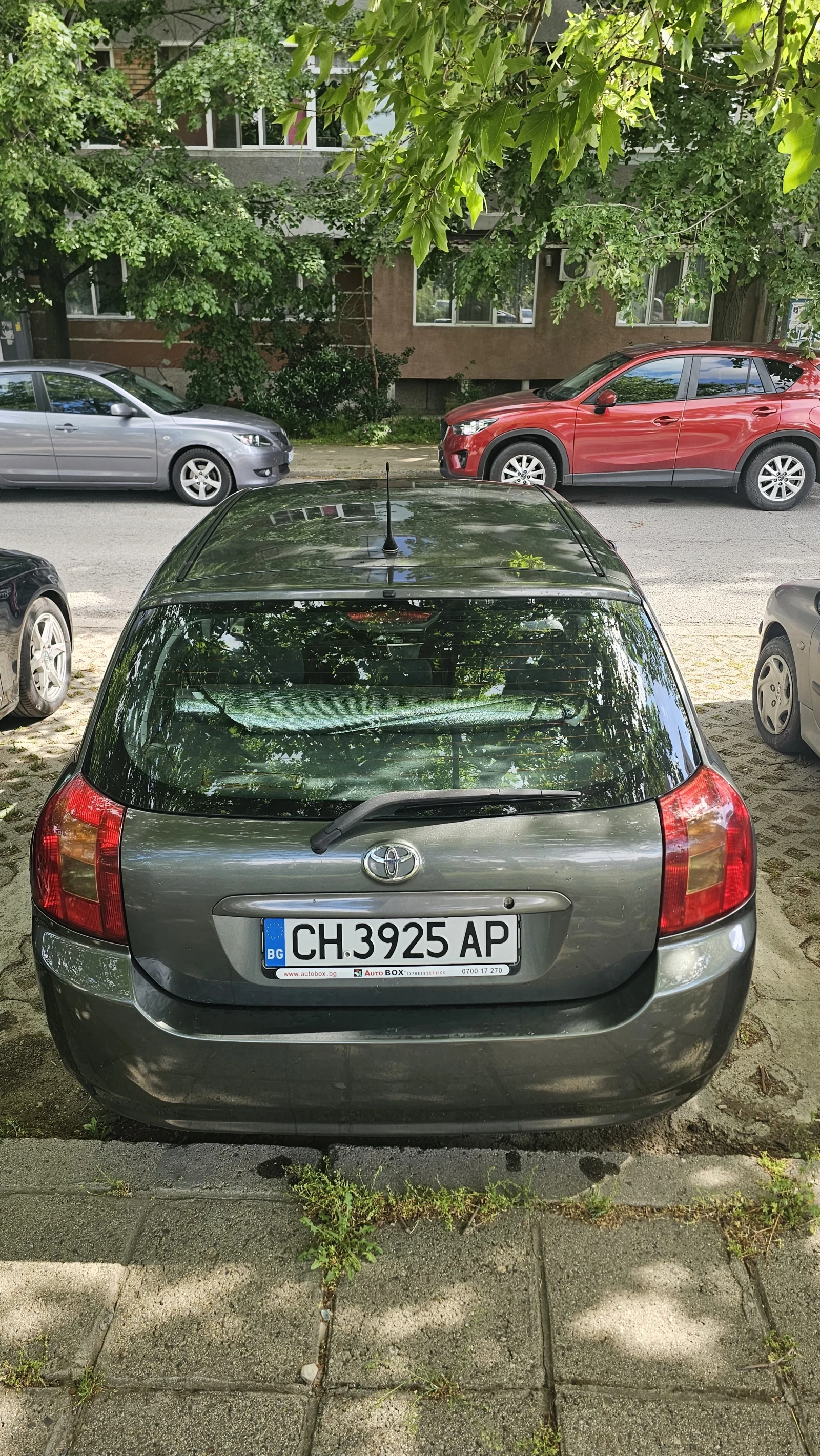 Toyota Corolla 2.0 D4D, снимка 3 - Автомобили и джипове - 54653741