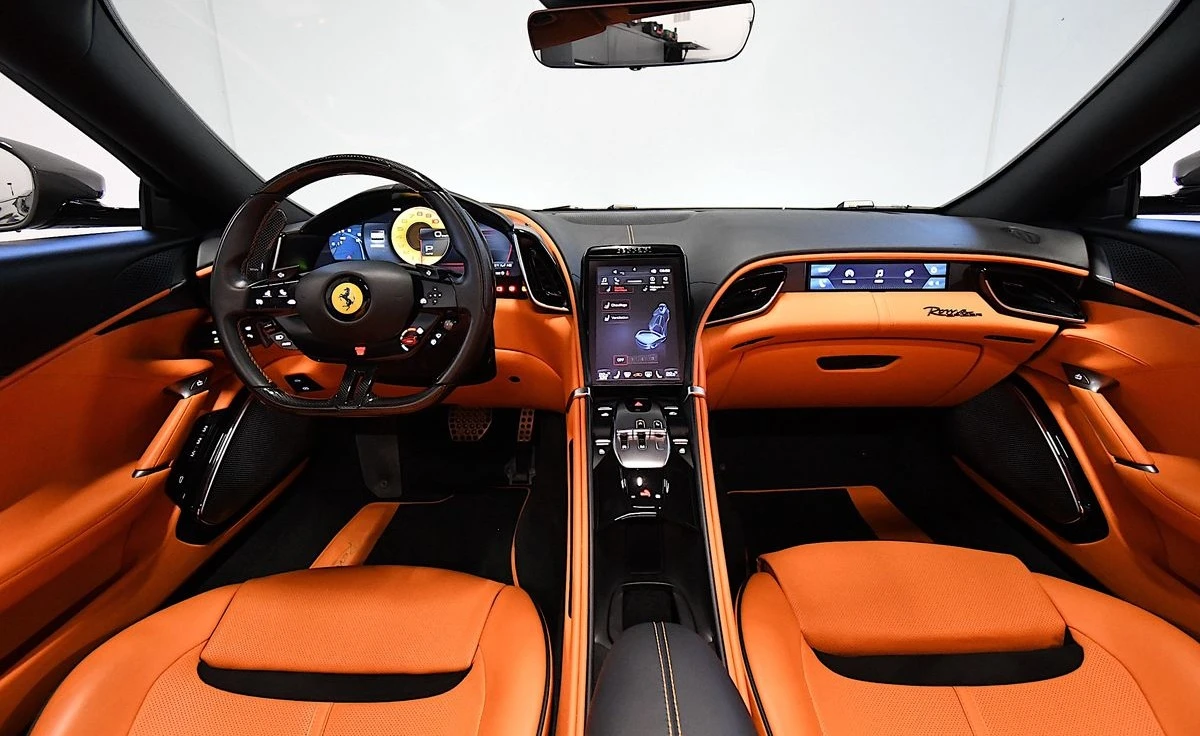 Ferrari Roma Spider, снимка 7 - Автомобили и джипове - 54702870