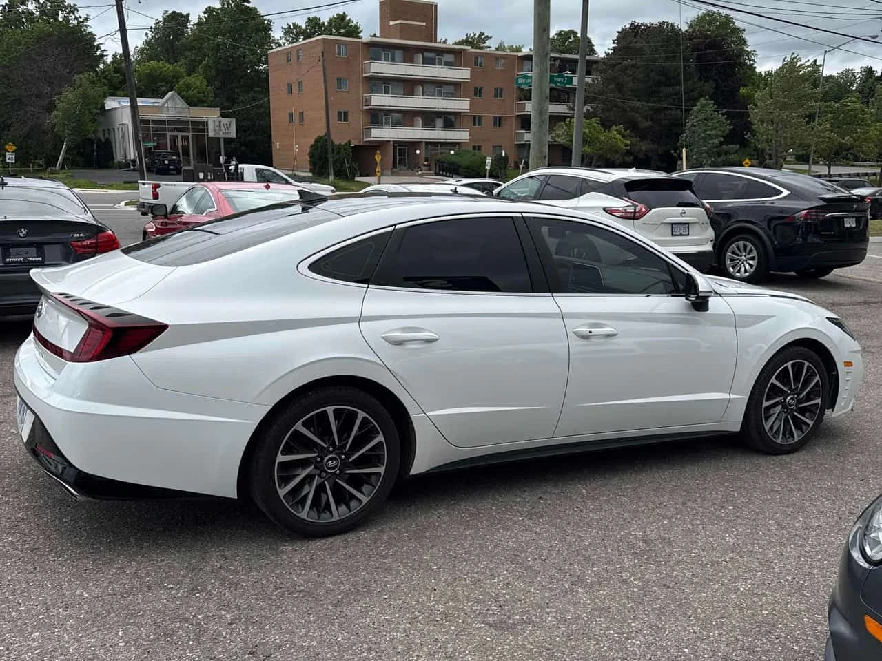 Hyundai Sonata * Luxury * АВТОКРЕДИТ БЕЗ ПЪРВОНАЧАЛНА ВНОСКА* , снимка 3 - Автомобили и джипове - 54967023