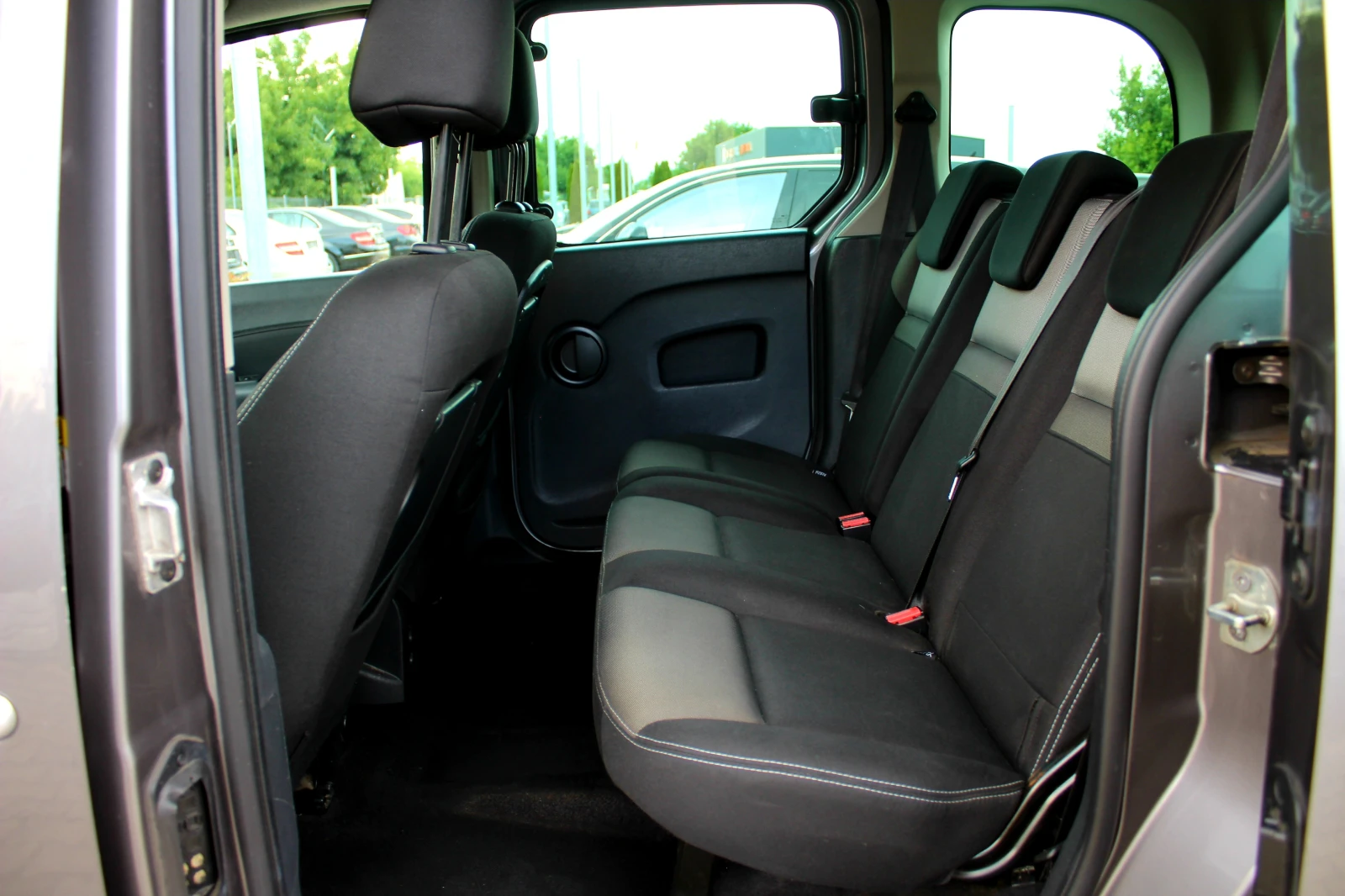 Renault Kangoo LIMITED 1.2TCe ����/������ | Mobile.bg � ����������� 14