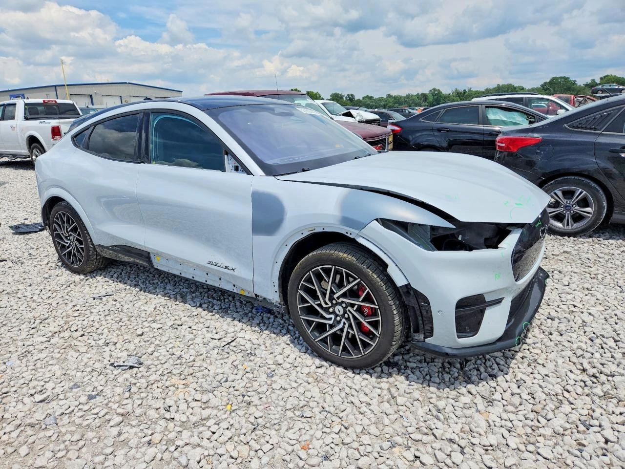 Ford Mustang Mach-E Gt, снимка 4 - Автомобили и джипове - 55288900