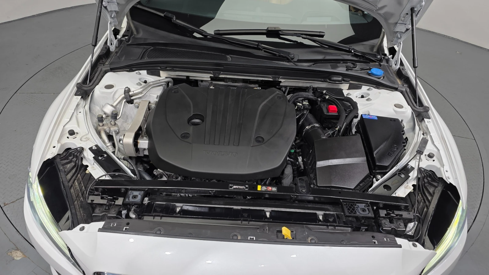 Volvo S60 B5 2.0 Ultimate Bright, Full, снимка 5 - Автомобили и джипове - 55363757