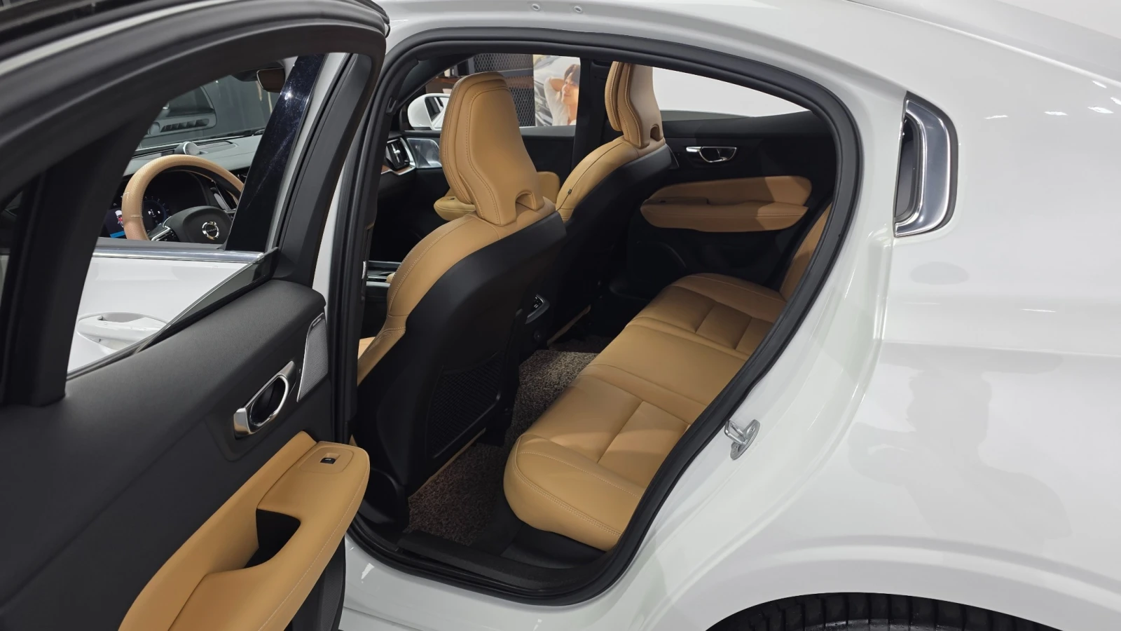 Volvo S60 B5 2.0 Ultimate Bright, Full, снимка 10 - Автомобили и джипове - 55363757