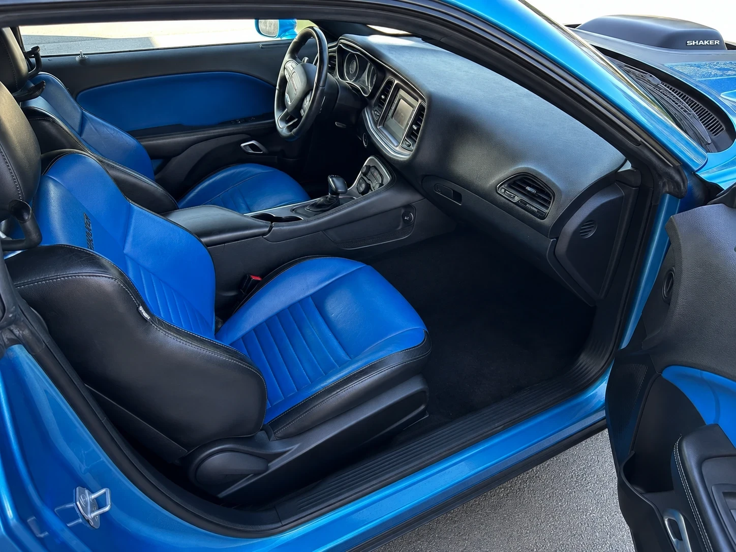 Dodge Challenger, снимка 8 - Автомобили и джипове - 55640896