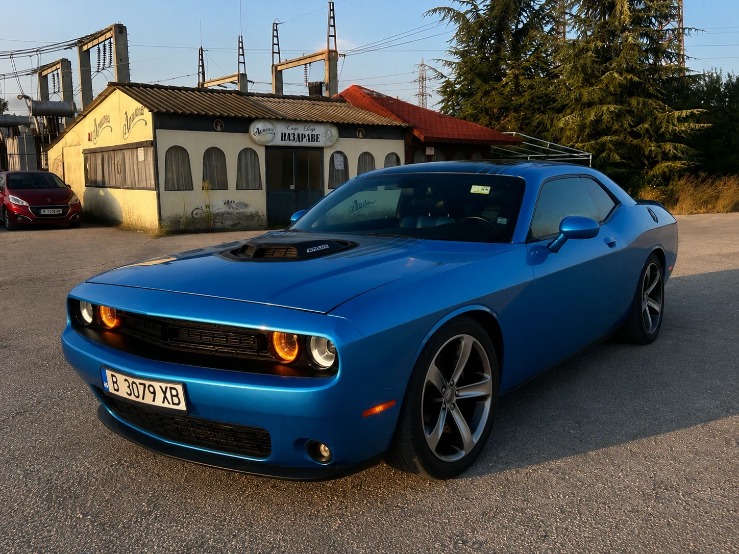 Dodge Challenger, снимка 2 - Автомобили и джипове - 55640896