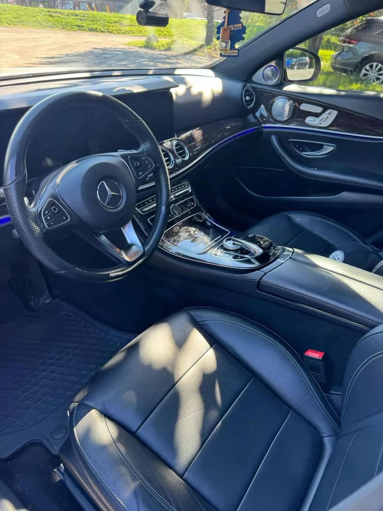 Mercedes-Benz E 400 * CARFAX * ЦЕНА ДО БГ, снимка 8 - Автомобили и джипове - 55708713