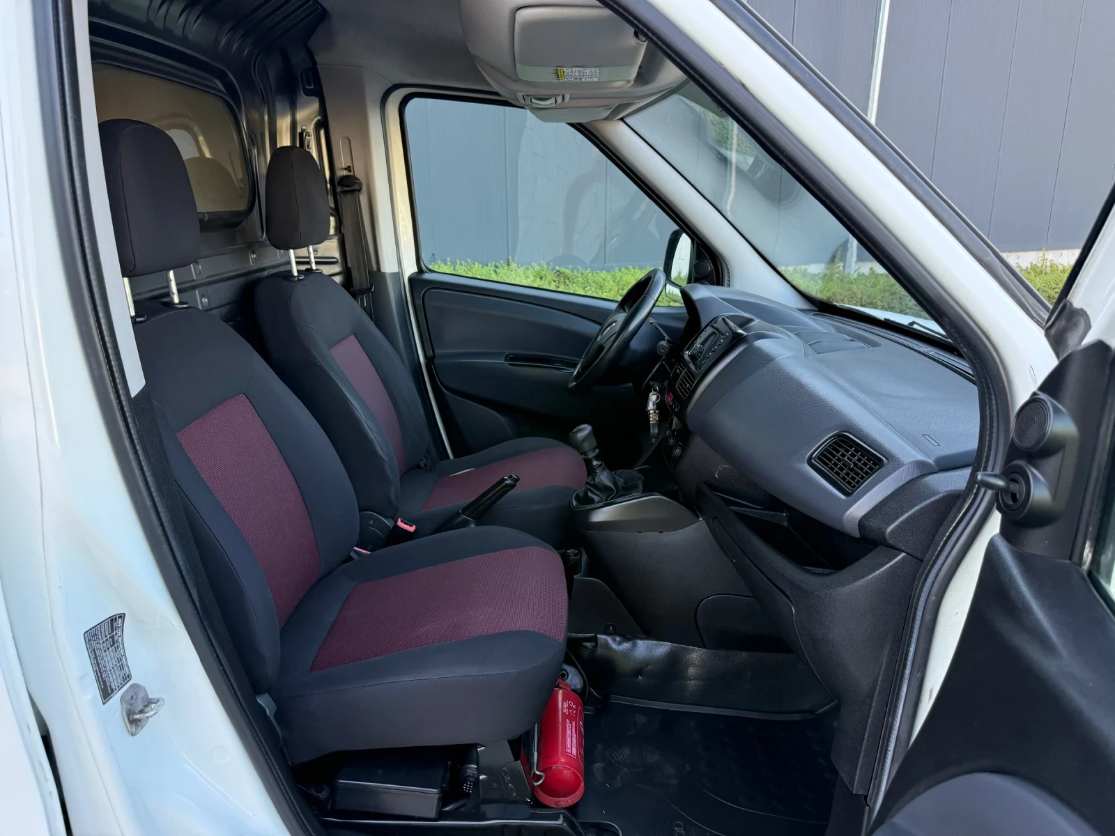 Fiat Doblo 1.6 M-JET КЛИМА ЛИЗИНГ, снимка 11 - Автомобили и джипове - 55739039