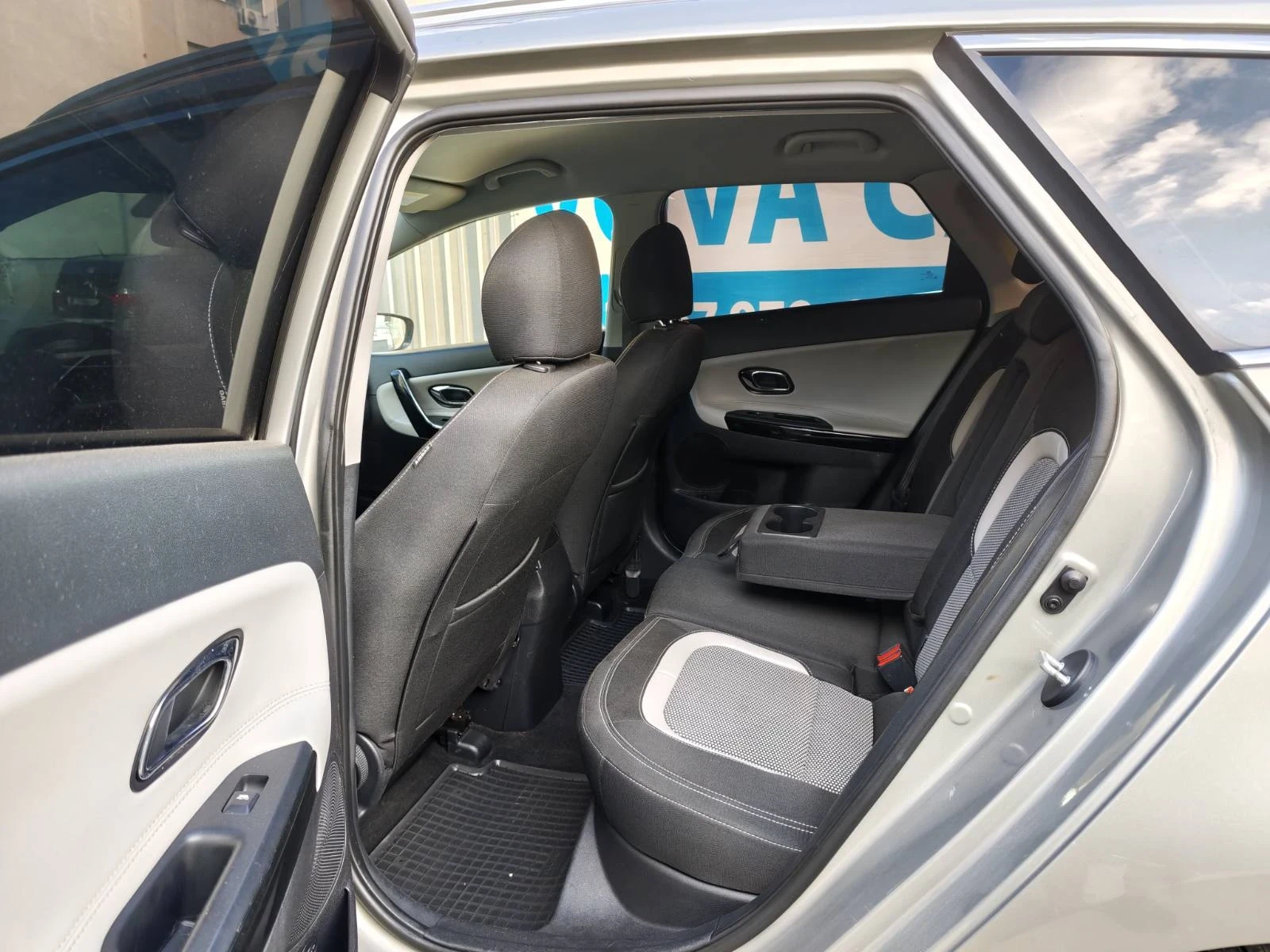 Kia Ceed 1.4 бензин газ 101 к. с. , снимка 11 - Автомобили и джипове - 55766967