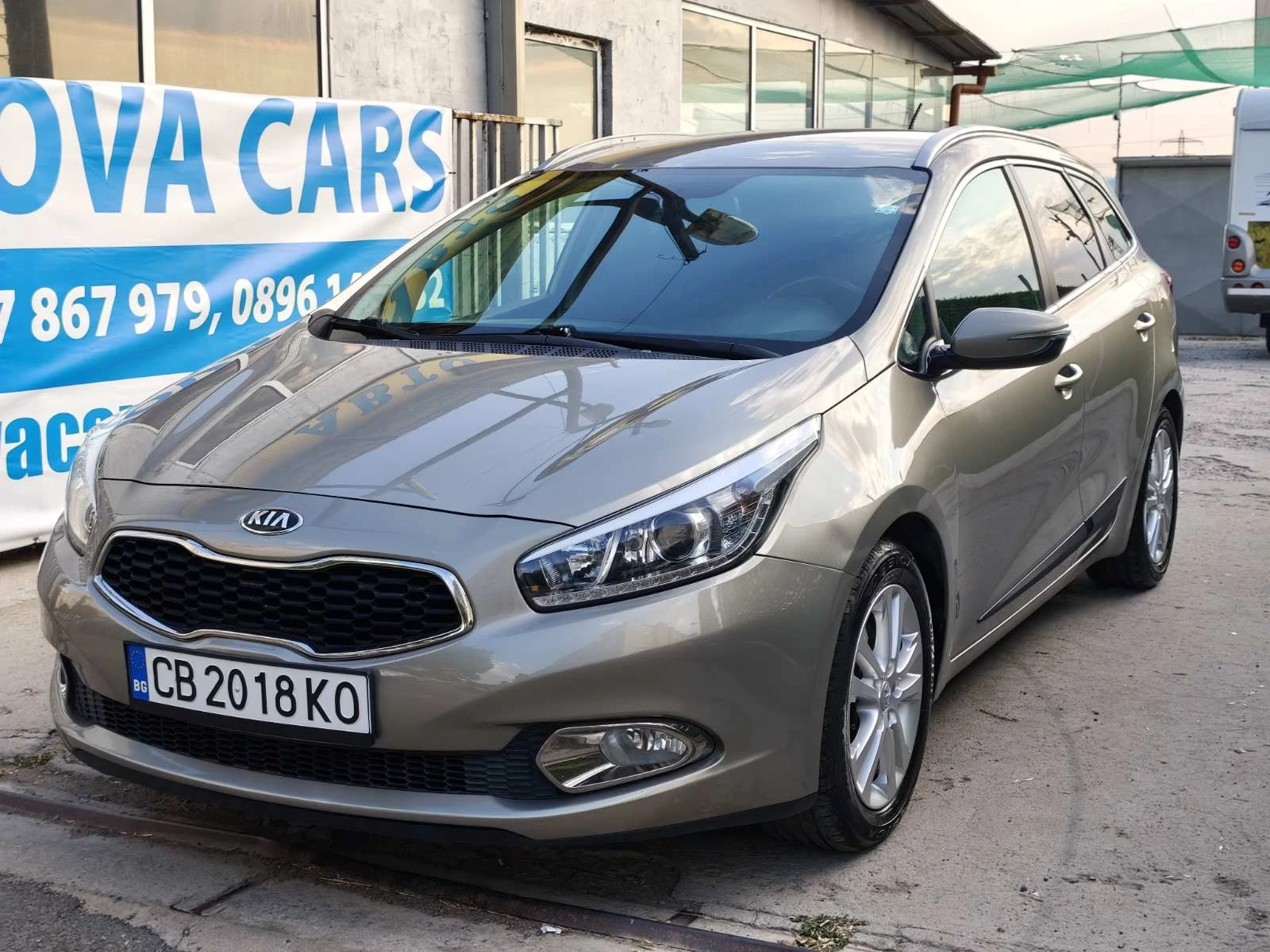 Kia Ceed 1.4 бензин газ 101 к. с. , снимка 3 - Автомобили и джипове - 55766967