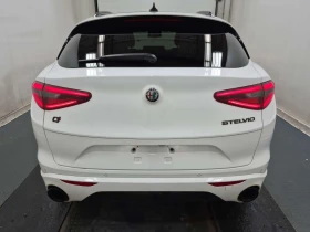Alfa Romeo Stelvio TI SPORT/CARFAX/2 Ключа/Подгрев/Панорама/, снимка 6