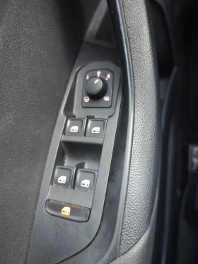 Skoda Karoq 2.0tdi 150k.c. 4x4 дигитална, история, снимка 12