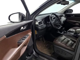 Kia Sorento 2.2 CRDI 4WD - САМО 30% АВАНС, снимка 9