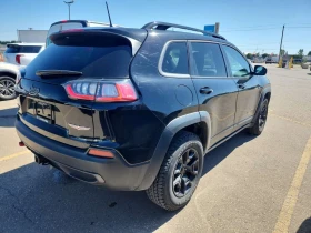 Jeep Cherokee * 4x4 Trailhawk Elite * ПОДГРЕВ И ОБДУХВАНЕ * , снимка 3
