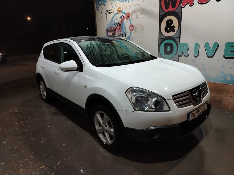 Nissan Qashqai 1.5dci, снимка 7 - Автомобили и джипове - 47907521