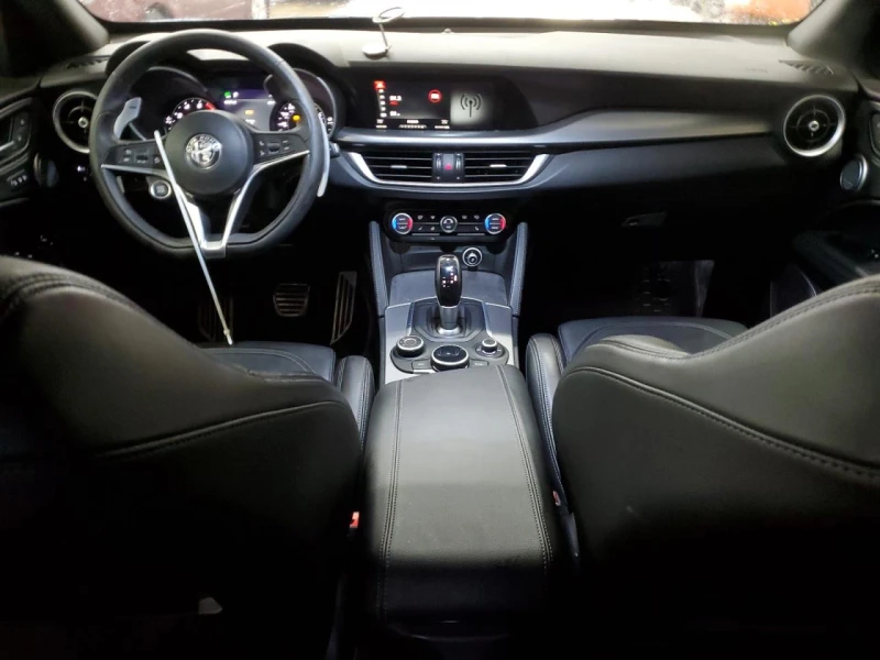 Alfa Romeo Stelvio TI RECARO* КЛИП НА МОТОРА, снимка 8 - Автомобили и джипове - 49056962