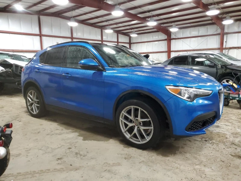 Alfa Romeo Stelvio TI RECARO* КЛИП НА МОТОРА, снимка 3 - Автомобили и джипове - 49056962