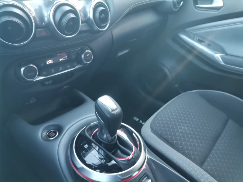 Nissan Juke N-Connecta, снимка 8 - Автомобили и джипове - 49623576