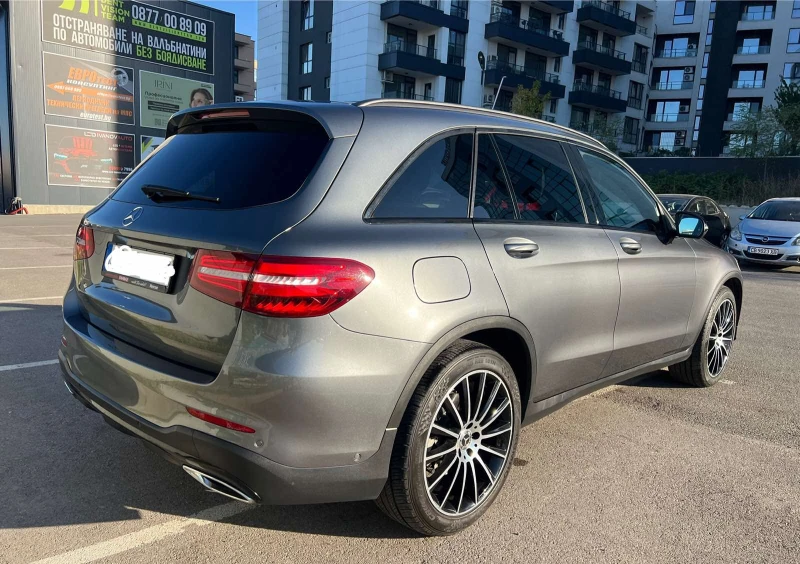 Mercedes-Benz GLC 350 AMG 4MATIC | AirMatic | Night Pack | 9G-Tronic, снимка 4 - Автомобили и джипове - 52851831