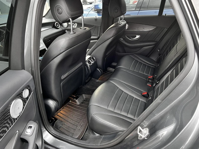 Mercedes-Benz GLC 350 AMG 4MATIC | AirMatic | Night Pack | 9G-Tronic, снимка 13 - Автомобили и джипове - 52851831