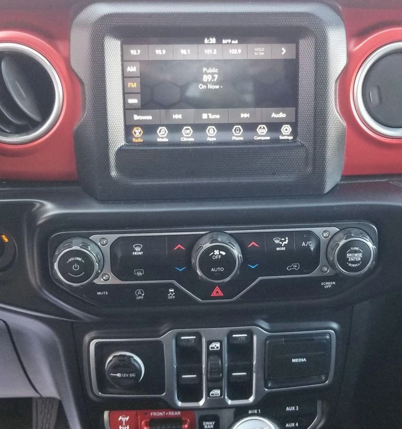 Jeep Wrangler Unlimited Rubicon* 3.6VVT* РЪЧКА!, снимка 11 - Автомобили и джипове - 52318033