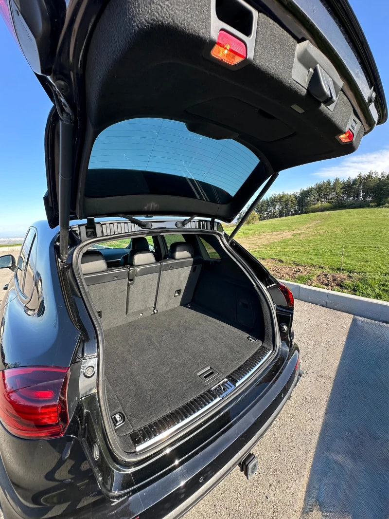Porsche Cayenne PLATINUM EDITION* ЛИЗИНГ И ПЪЛНО ФИНАНСИРАНЕ, снимка 13 - Автомобили и джипове - 52351003